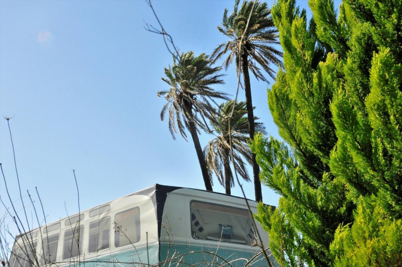 Cornelia Hippie Magic Bus Villa Kíssamos Eksteriør bilde