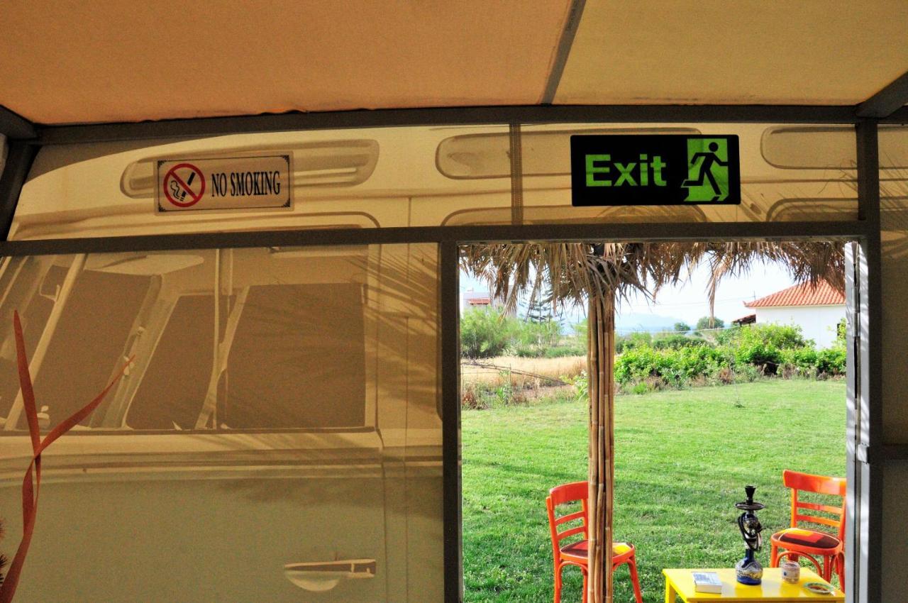Cornelia Hippie Magic Bus Villa Kíssamos Eksteriør bilde