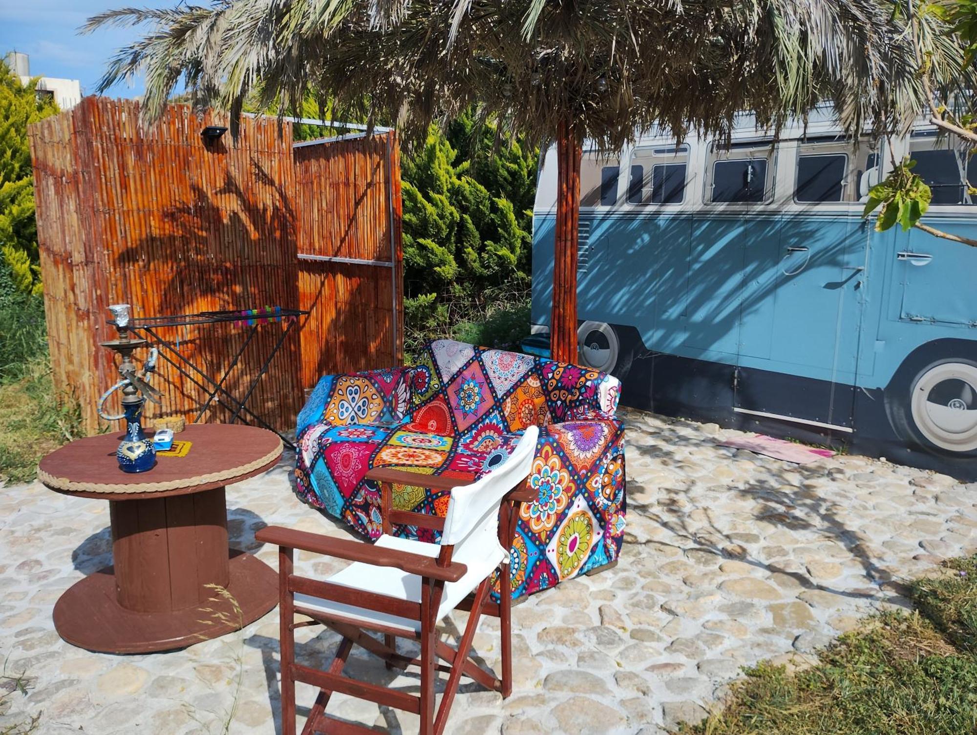 Cornelia Hippie Magic Bus Villa Kíssamos Eksteriør bilde